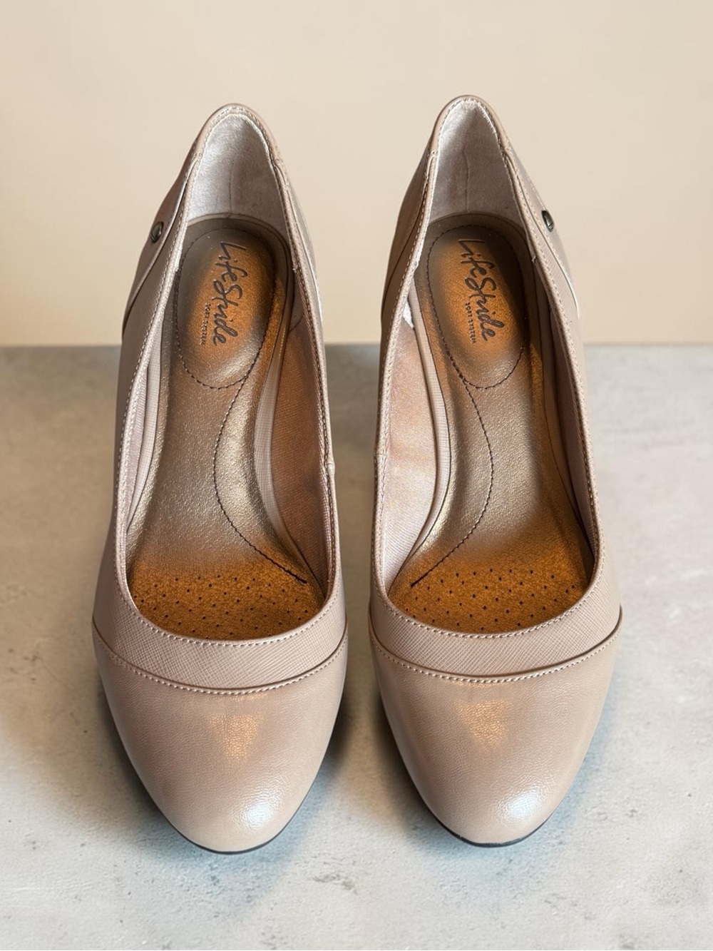 Life Stride Women’s Classic Neutral Wedge Pumps — Light Taupe